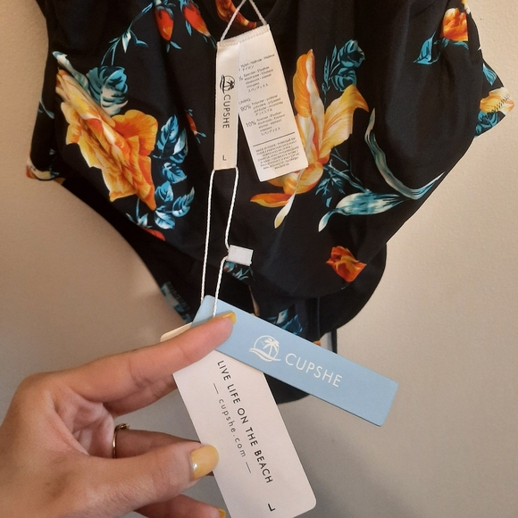NWT Cupshe Black Floral Print Halter Tummy Control One Piece Swimsuit - Picture 9 of 13